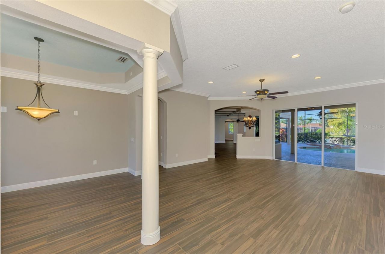 6610 Coopers Hawk Court, Lakewood Ranch, FL 34202 Photo