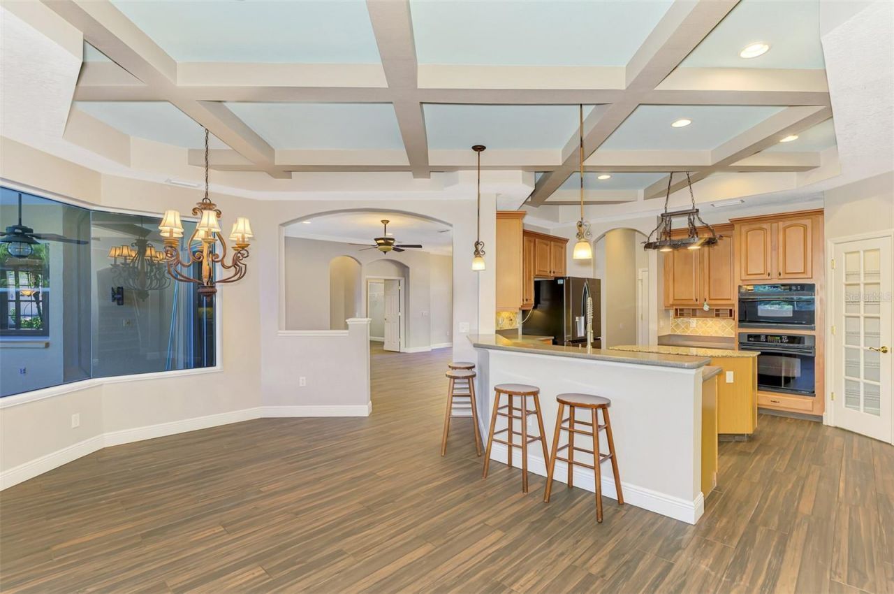 6610 Coopers Hawk Court, Lakewood Ranch, FL 34202 Photo