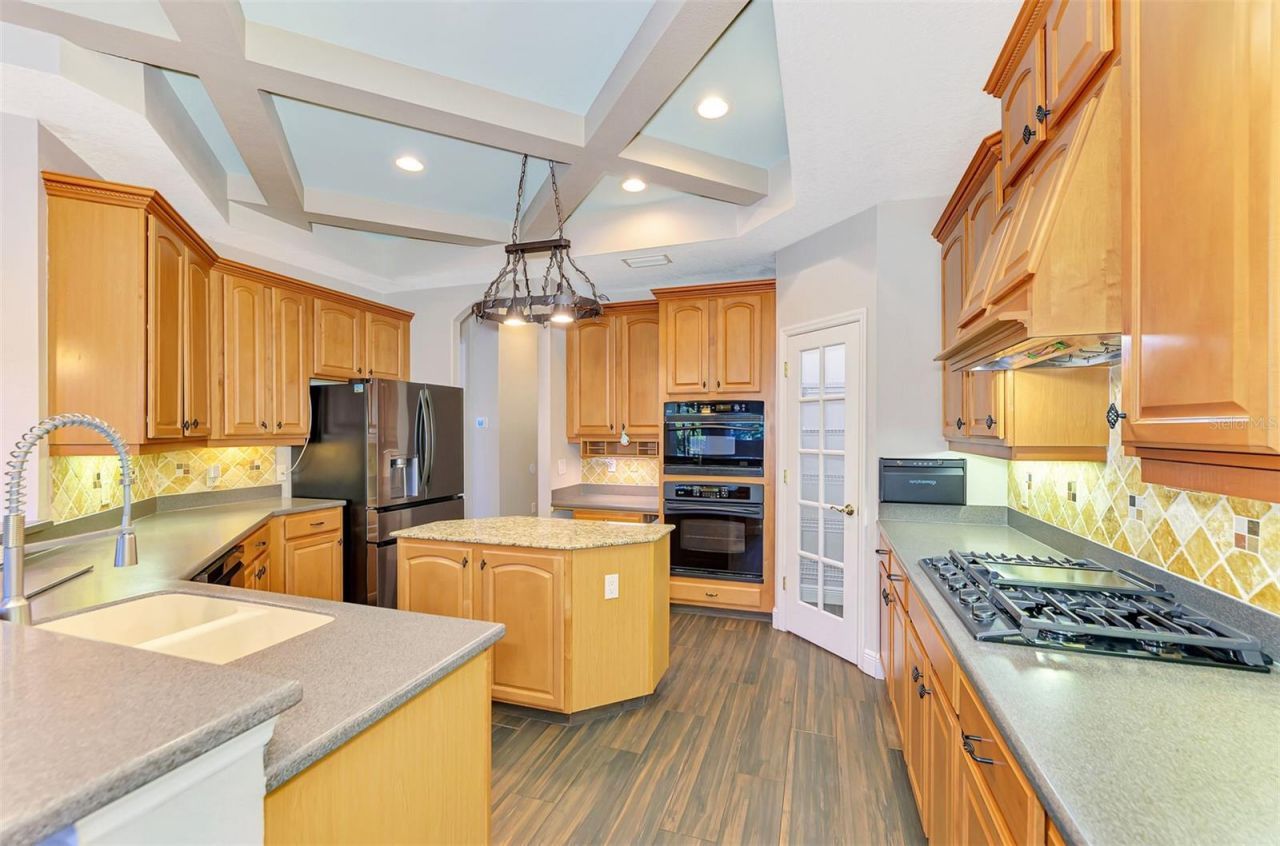 6610 Coopers Hawk Court, Lakewood Ranch, FL 34202 Photo