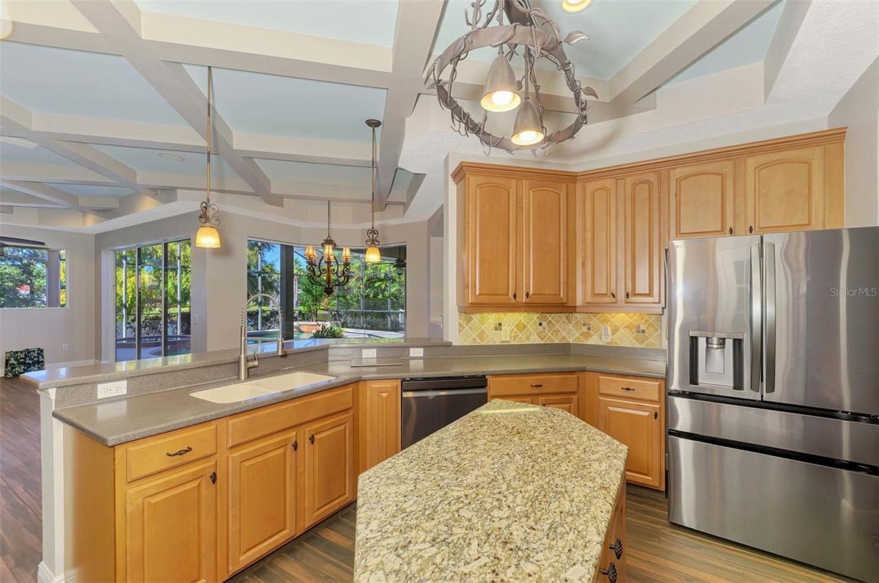 6610 Coopers Hawk Court, Lakewood Ranch, FL 34202 Photo