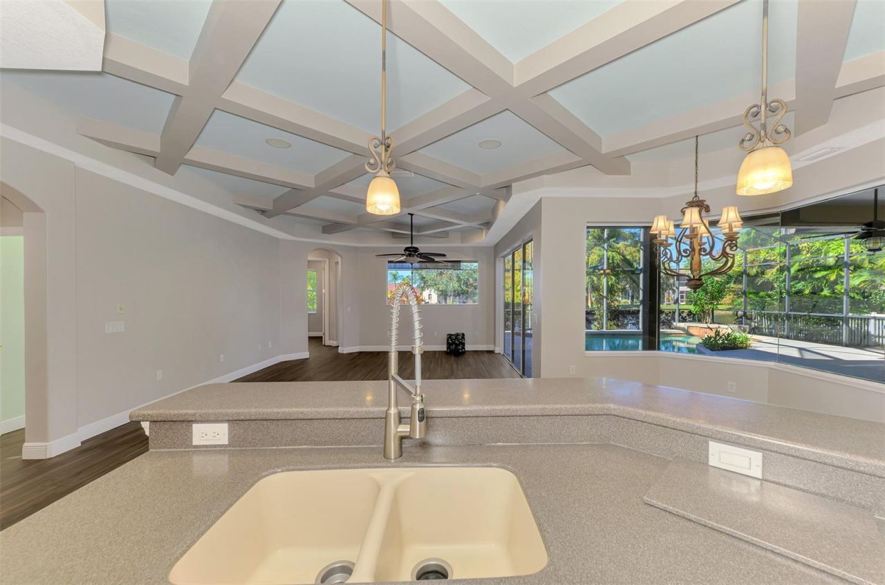 6610 Coopers Hawk Court, Lakewood Ranch, FL 34202 Photo