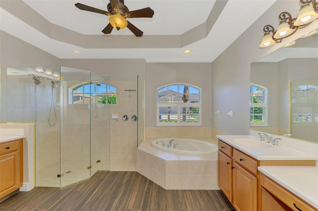 6610 Coopers Hawk Court, Lakewood Ranch, FL 34202 Photo