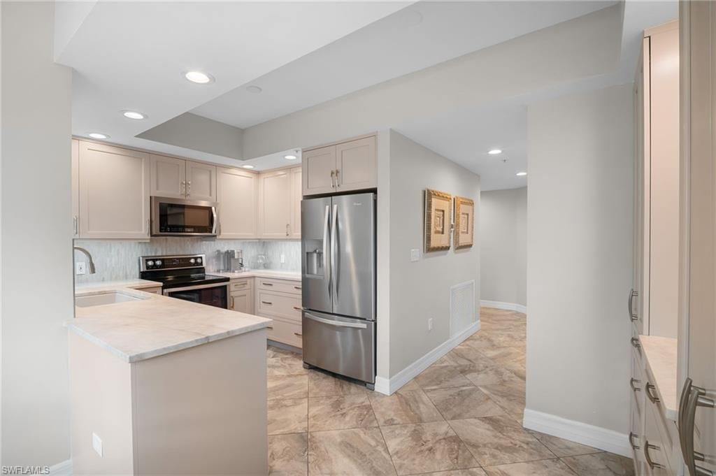 300 Dunes Blvd, Unit 107, Naples, FL 34110 Photo