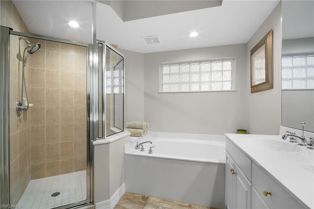 300 Dunes Blvd, Unit 107, Naples, FL 34110 Photo