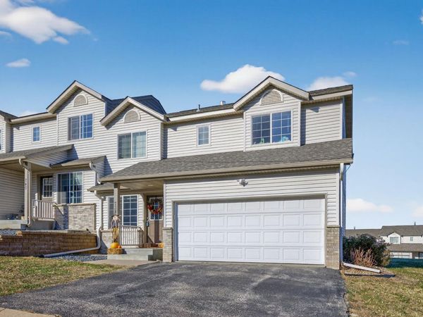 738 Baylee Place SW, Pine Island, MN 55963