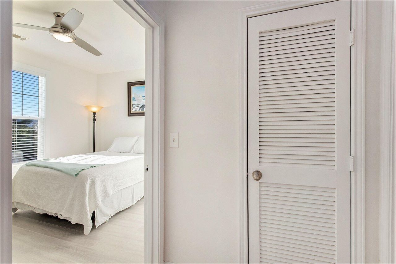 130 River Landing Drive Photo 13