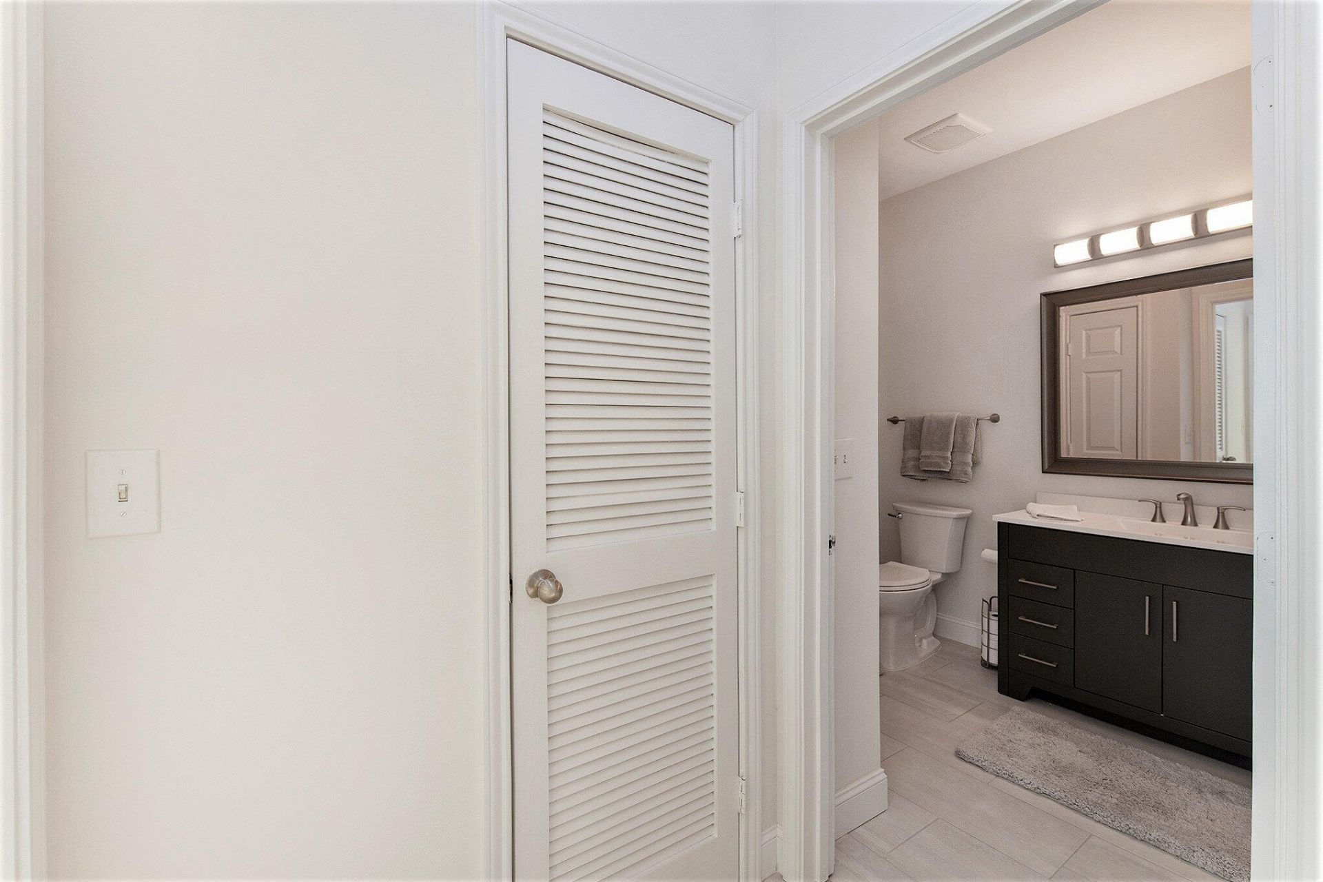130 River Landing Drive Photo 13