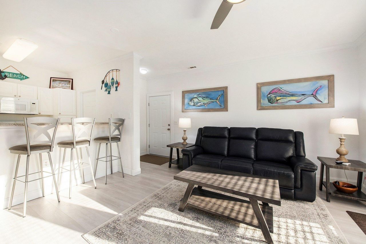 130 River Landing Drive Photo 5