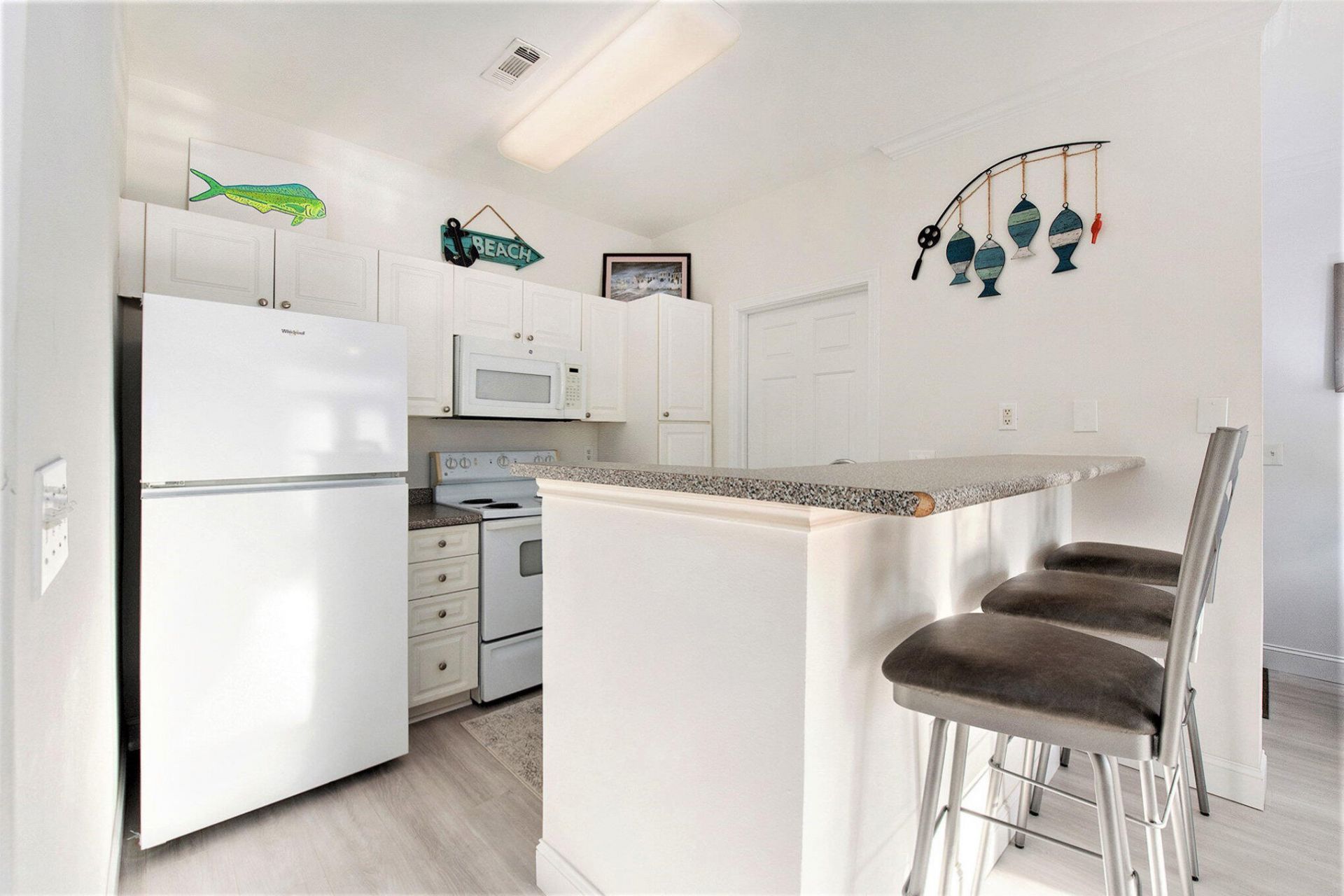 130 River Landing Drive Photo 6