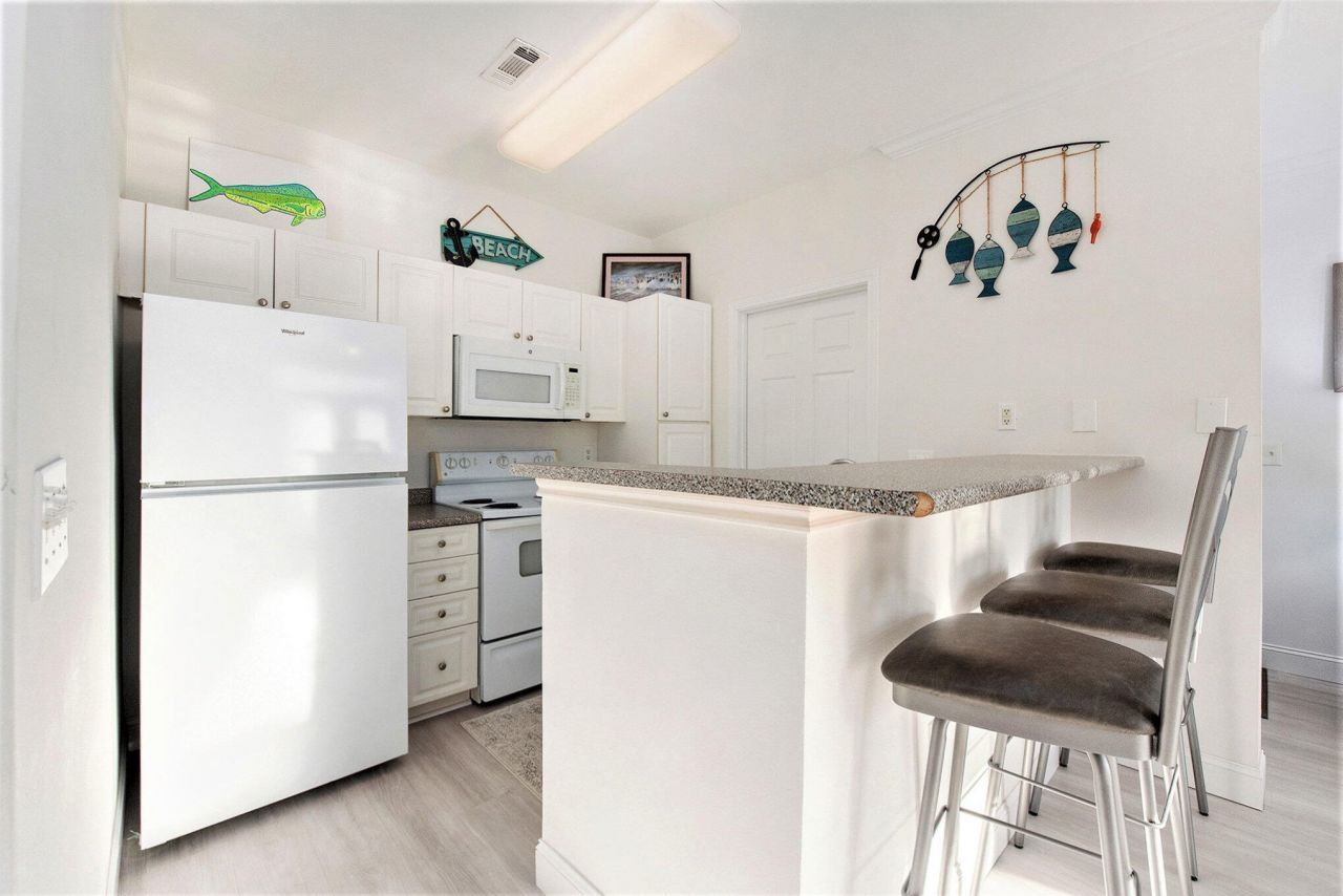 130 River Landing Drive Photo 7