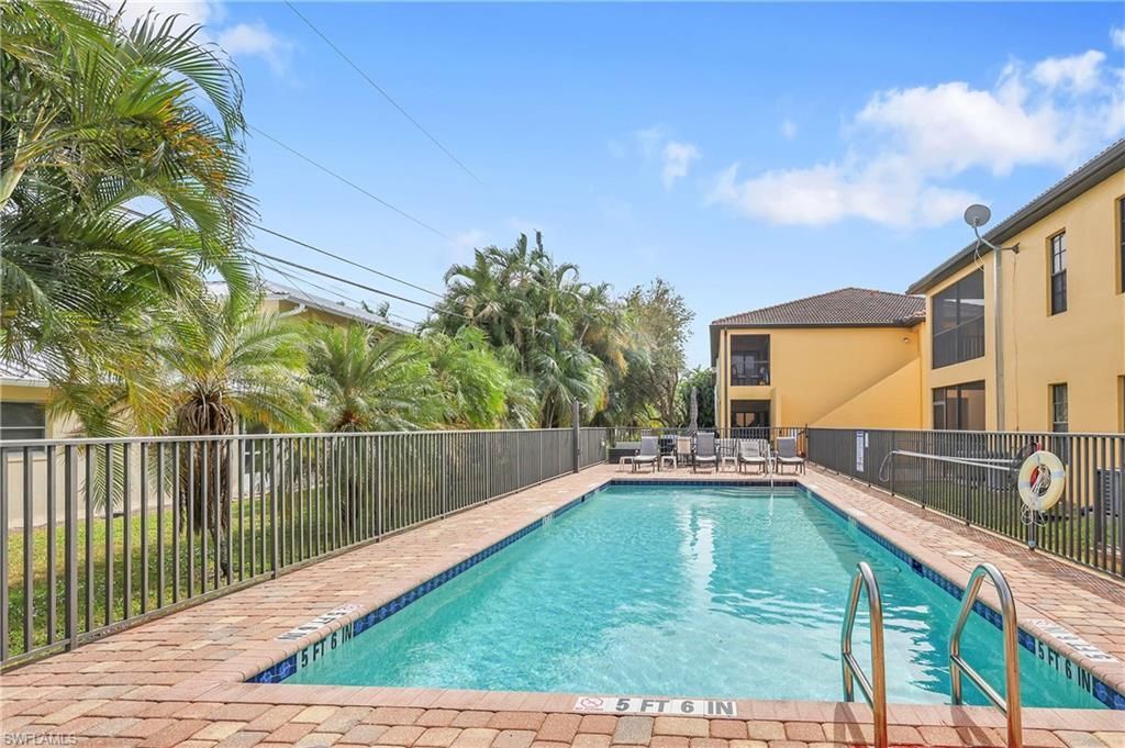 4921 SW 16th Pl, Unit 201, Cape Coral, FL 33914 Photo