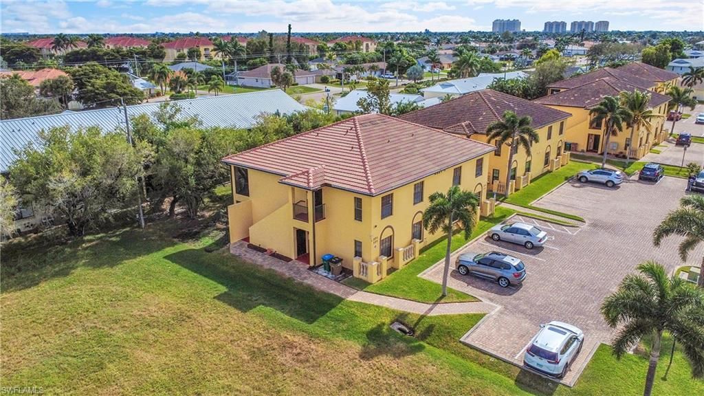 4921 SW 16th Pl, Unit 201, Cape Coral, FL 33914 Photo