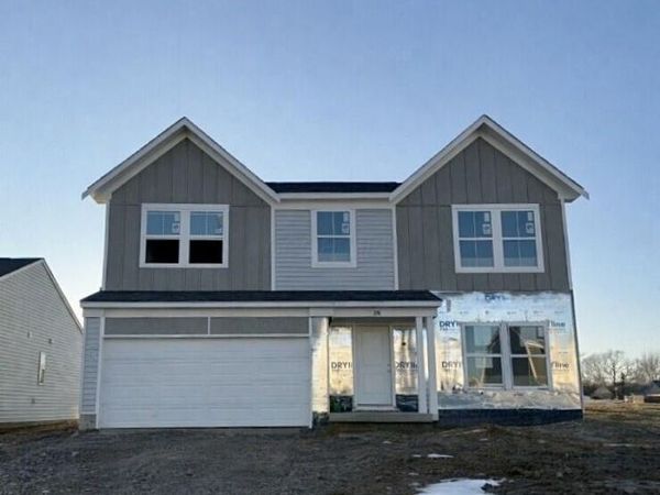 1096 Greenfield Drive, Marysville, OH 43040