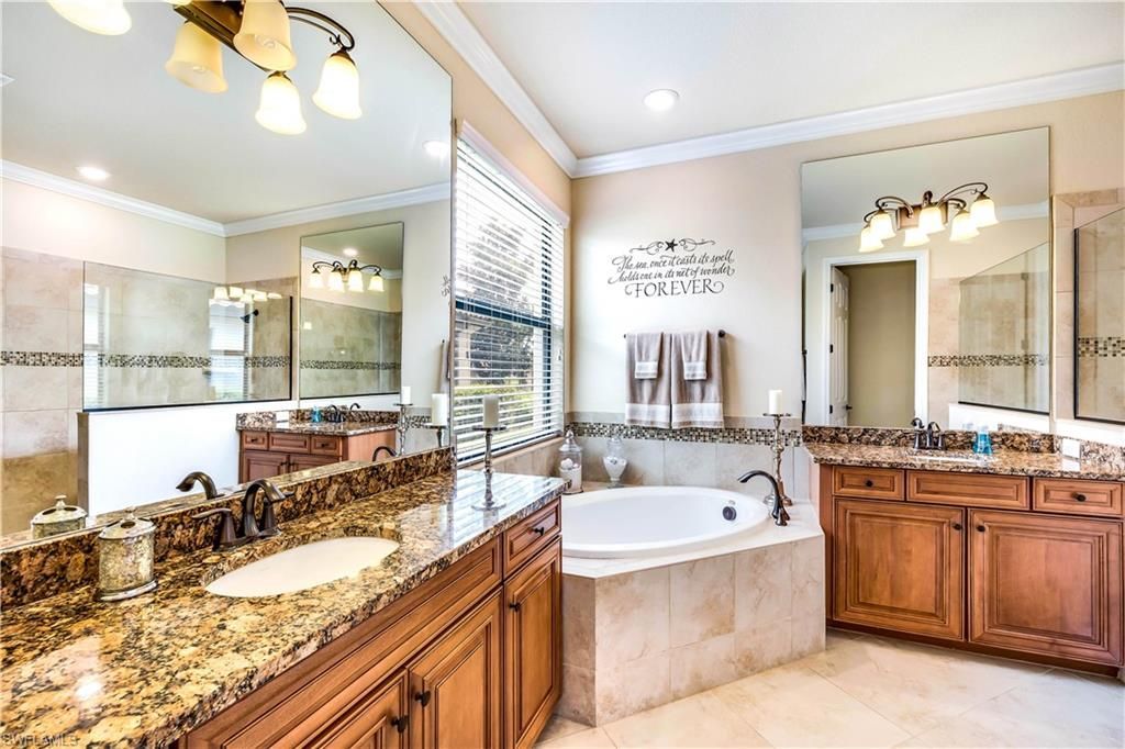 28623 Derry Ct, Bonita Springs, FL 34135 Photo