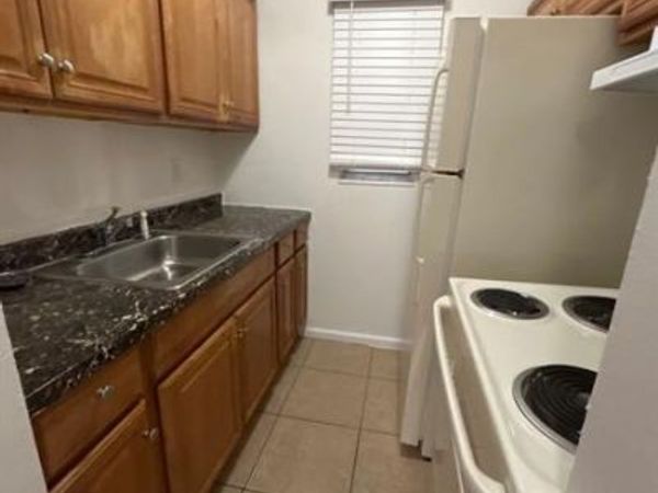 1001 S M Street, Unit 14, Lake Worth Beach, FL 33460