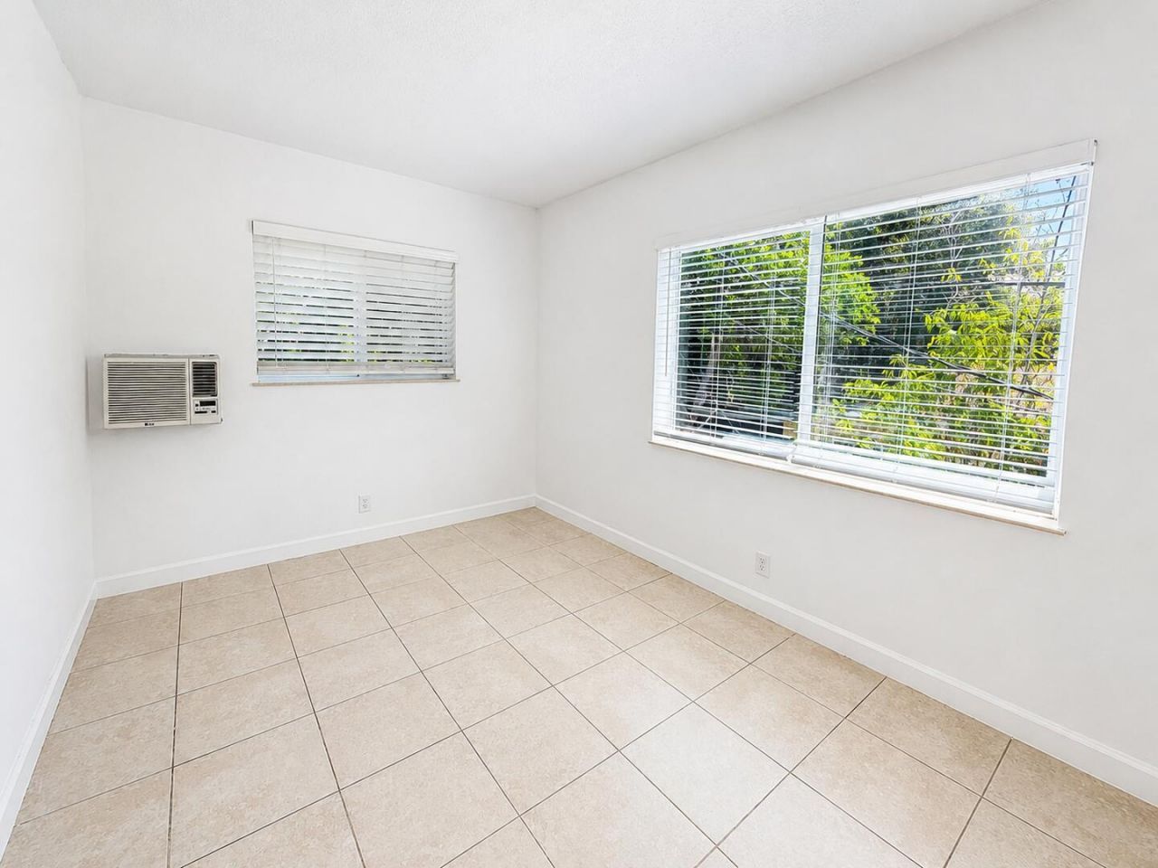 701 SW 14th Avenue, Unit #8, Fort Lauderdale, FL 33312 Photo