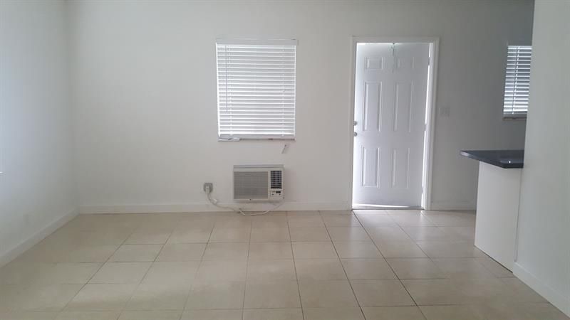 701 SW 14th Avenue, Unit #8, Fort Lauderdale, FL 33312 Photo