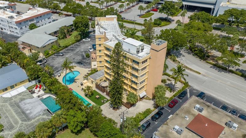 2400 NE 9th Street, Unit 501, Fort Lauderdale, FL 33304 Photo