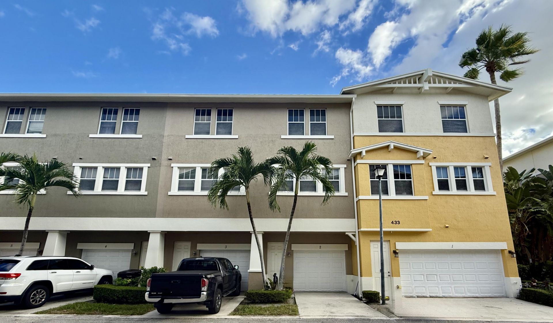 433 Amador Lane, Unit 2, West Palm Beach, FL 33401 Photo