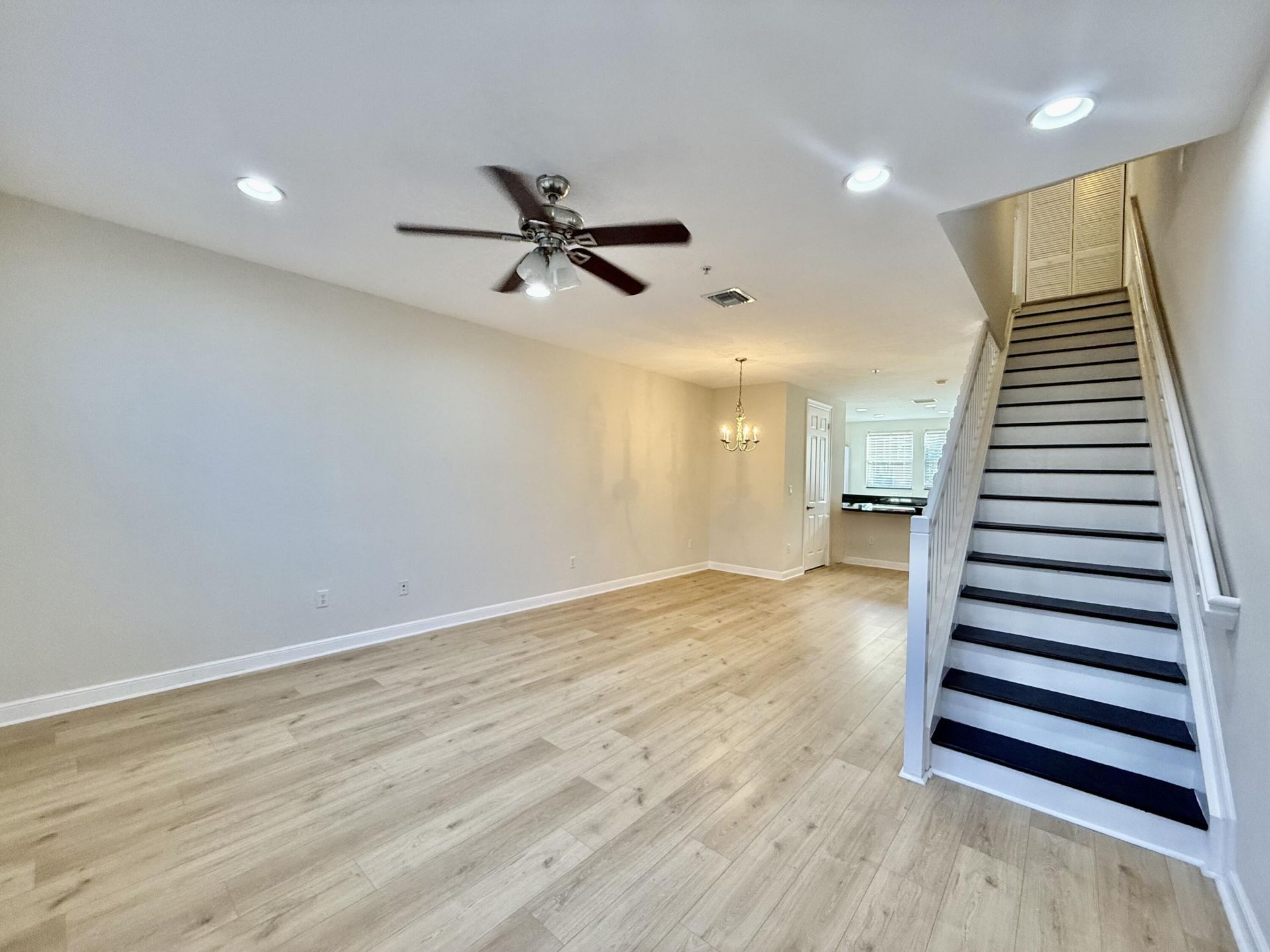 433 Amador Lane, Unit 2, West Palm Beach, FL 33401 Photo