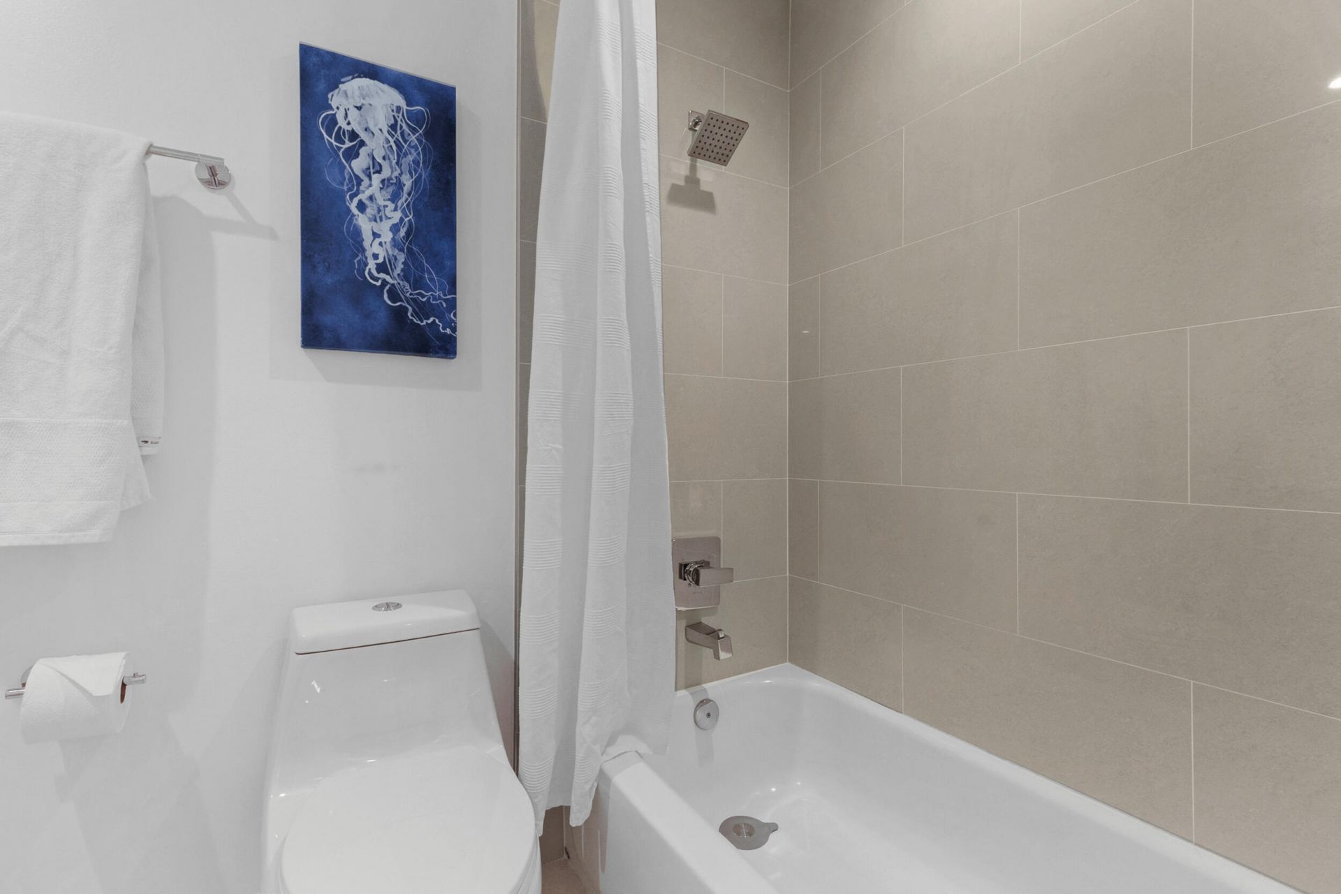 2136 NE 44th Street, Unit 4, Lighthouse Point, FL 33064 Photo