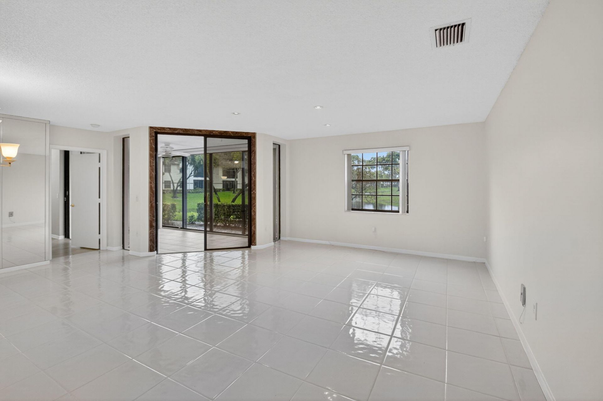 5217 Brisata Circle, Unit E, Boynton Beach, FL 33437 Photo