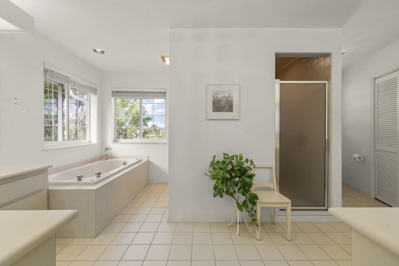 220 Daniel Drive, Sanibel, FL 33957 Photo