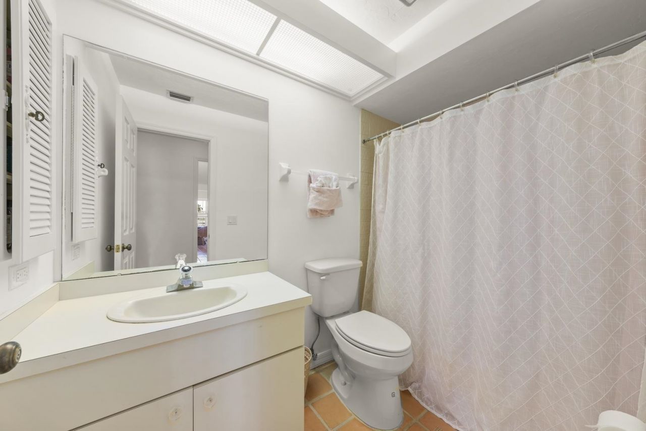 220 Daniel Drive, Sanibel, FL 33957 Photo