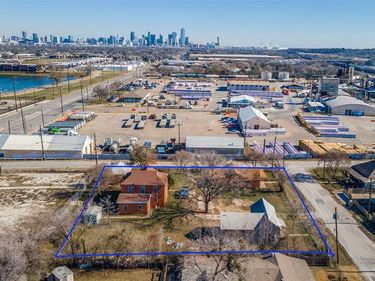 2909 Manila Road, Dallas, TX 75212