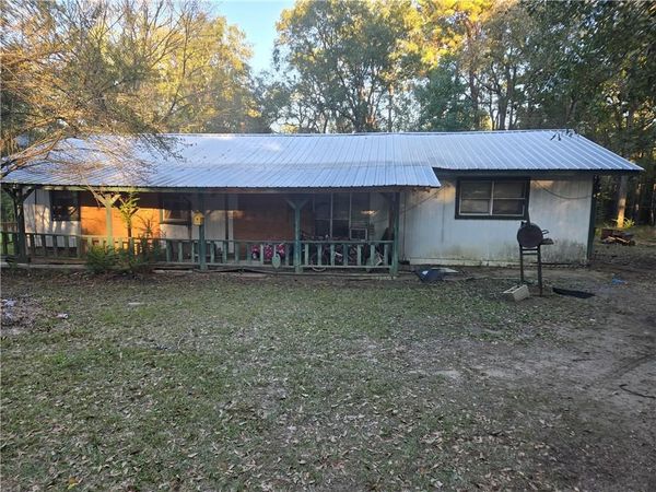 1435 CLAY Street, Zwolle, LA 71486
