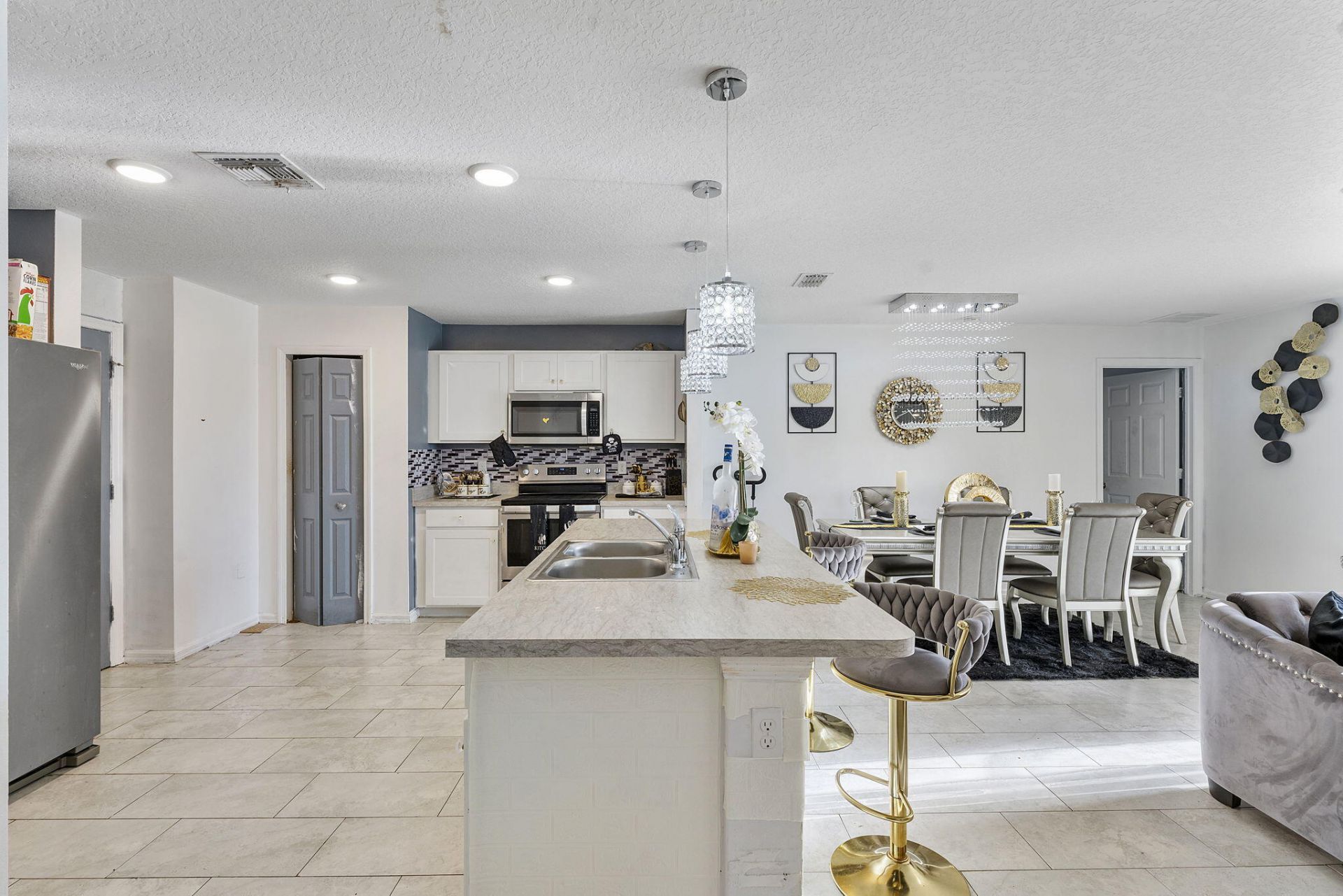 1122 SW Del Rio Boulevard, Port Saint Lucie, FL 34953 Photo