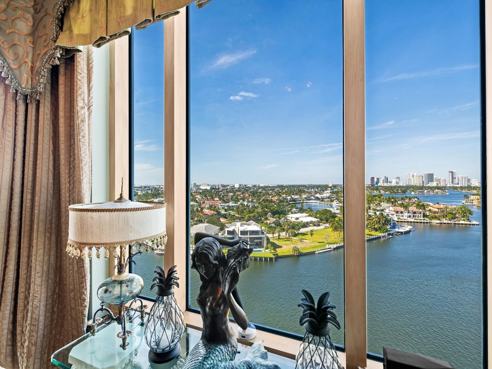 3055 Harbor Drive, Unit 1402, Fort Lauderdale, FL 33316 Photo