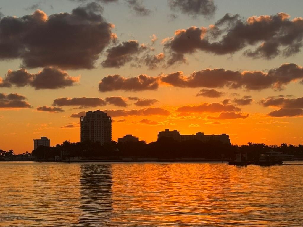 3055 Harbor Drive, Unit 1402, Fort Lauderdale, FL 33316 Photo