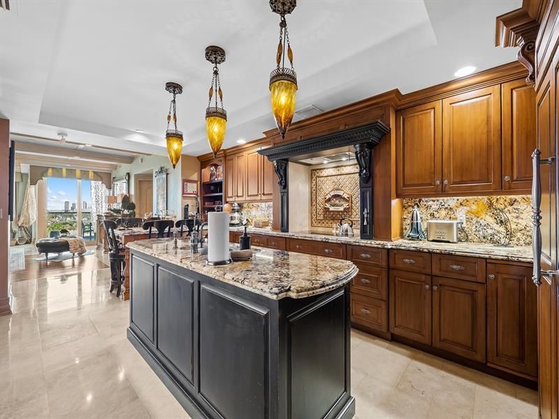 3055 Harbor Dr, Unit 1402, Fort Lauderdale, FL 33316 Photo