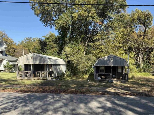 124 W College, A & B Avenue, Monticello, AR 71655