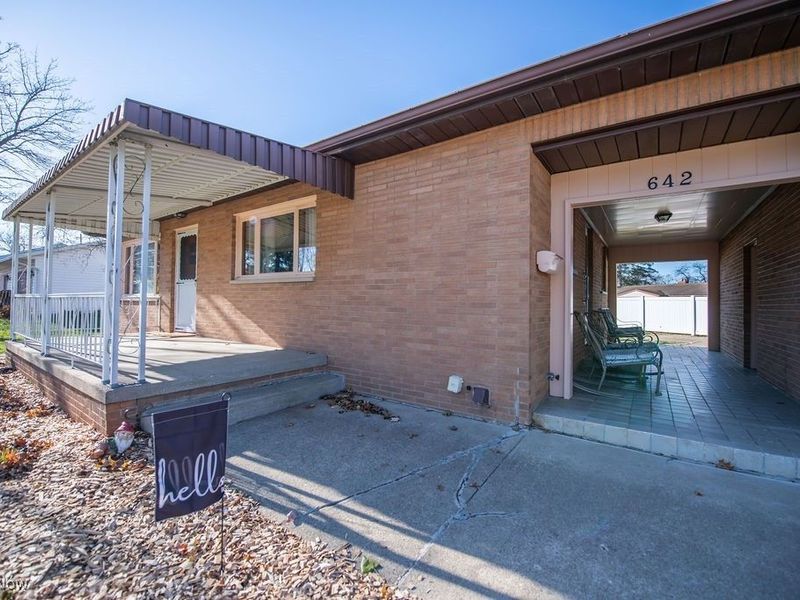 642 Jordan Drive NW, New Philadelphia, OH 44663 Photo 12