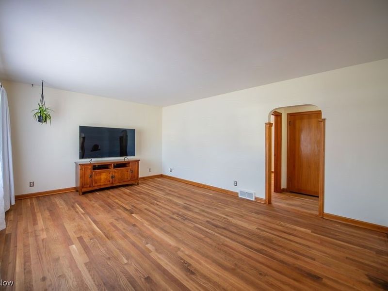 642 Jordan Drive NW, New Philadelphia, OH 44663 Photo 13