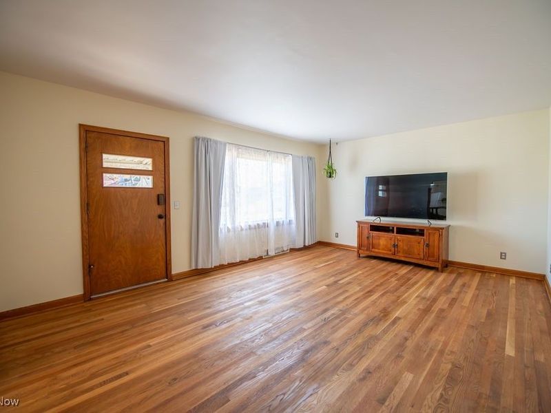 642 Jordan Drive NW, New Philadelphia, OH 44663 Photo 14