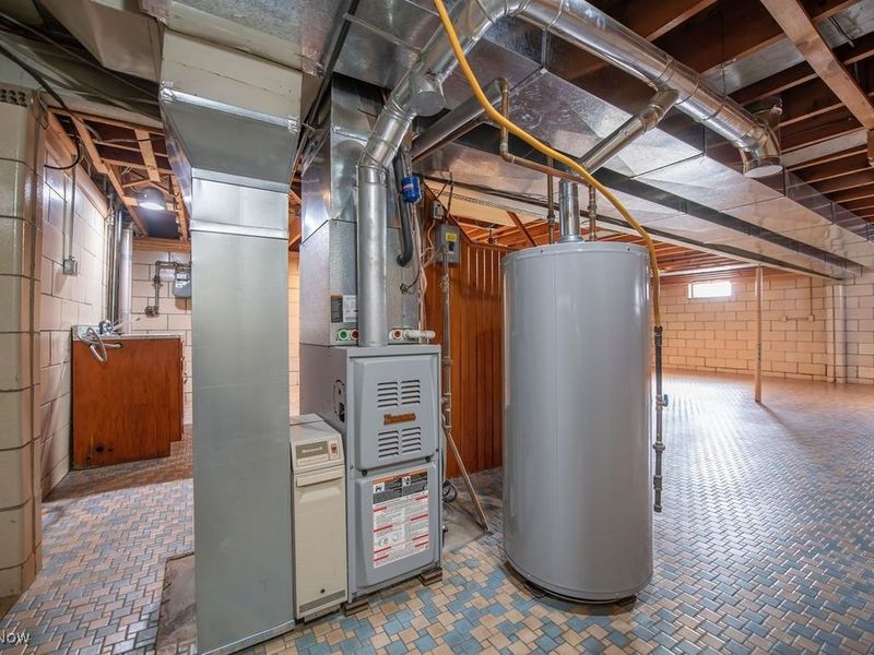 642 Jordan Drive NW, New Philadelphia, OH 44663 Photo 37