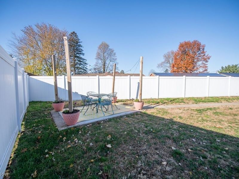 642 Jordan Drive NW, New Philadelphia, OH 44663 Photo 8