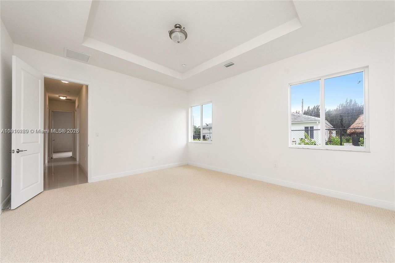 9341 SW 174th St, Palmetto Bay, FL 33157 Photo