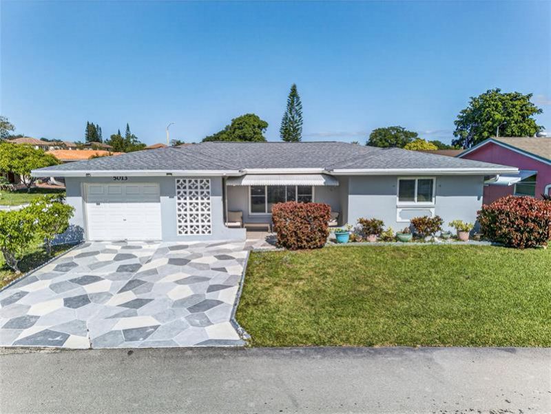 5013 NW 51st Street, Tamarac, FL 33319 Photo