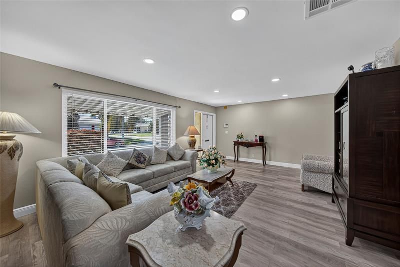 5013 NW 51st Street, Tamarac, FL 33319 Photo