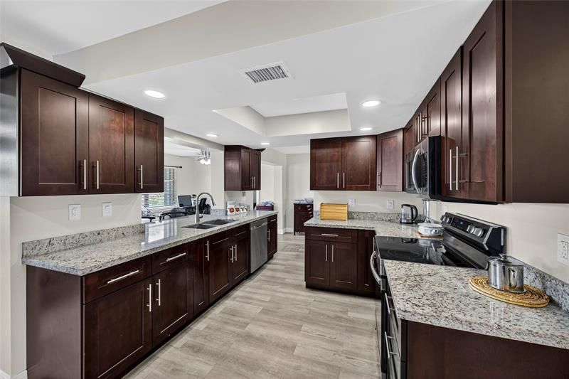 5013 NW 51st Street, Tamarac, FL 33319 Photo