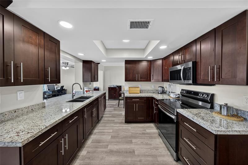 5013 NW 51st Street, Tamarac, FL 33319 Photo