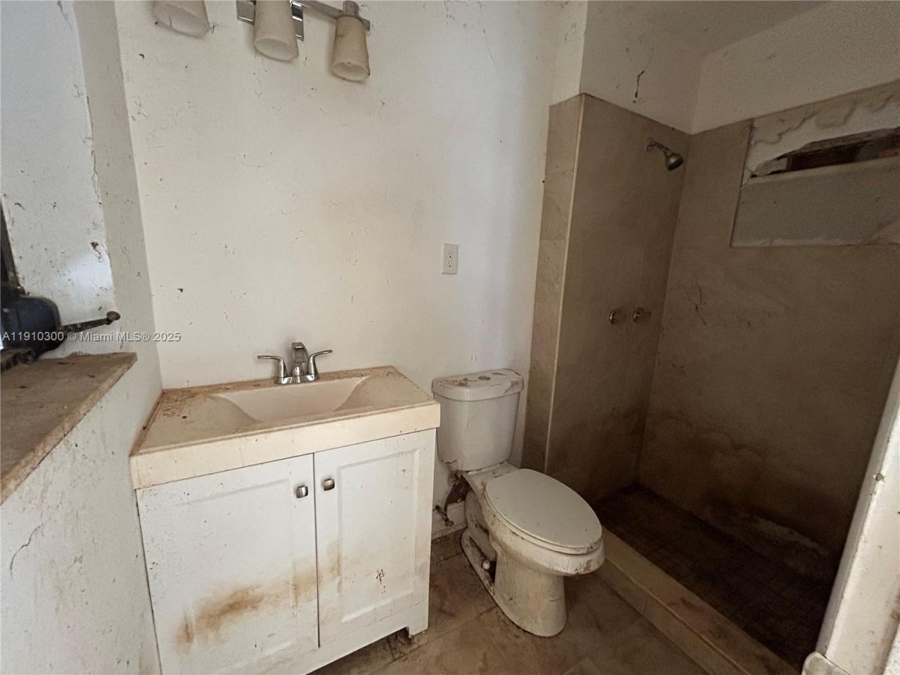 10441 SW 48th St, Miami, FL 33165 Photo