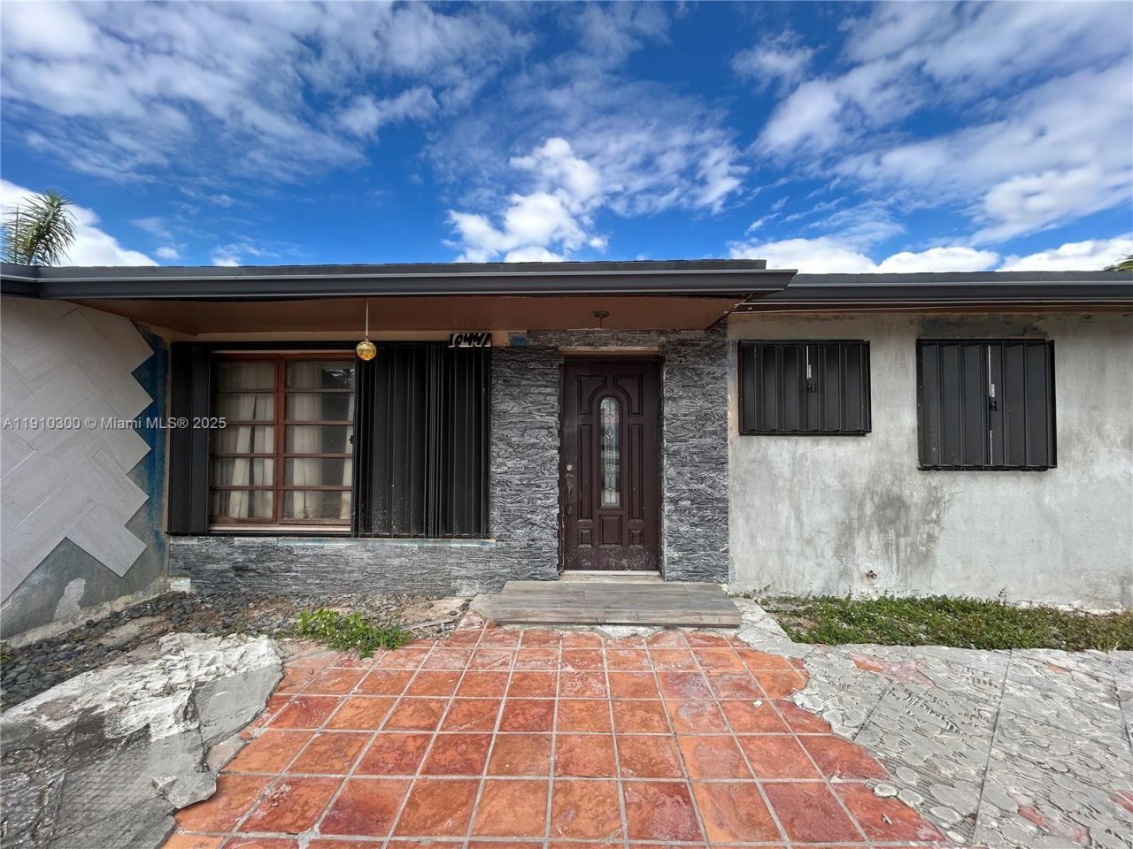 10441 SW 48th St, Miami, FL 33165 Photo