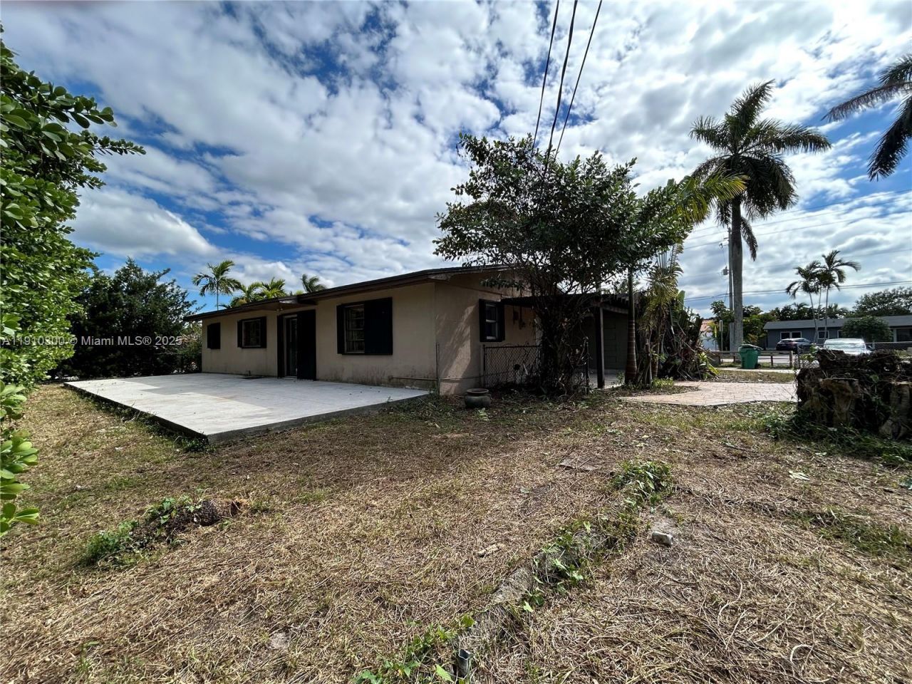 10441 SW 48th St, Miami, FL 33165 Photo