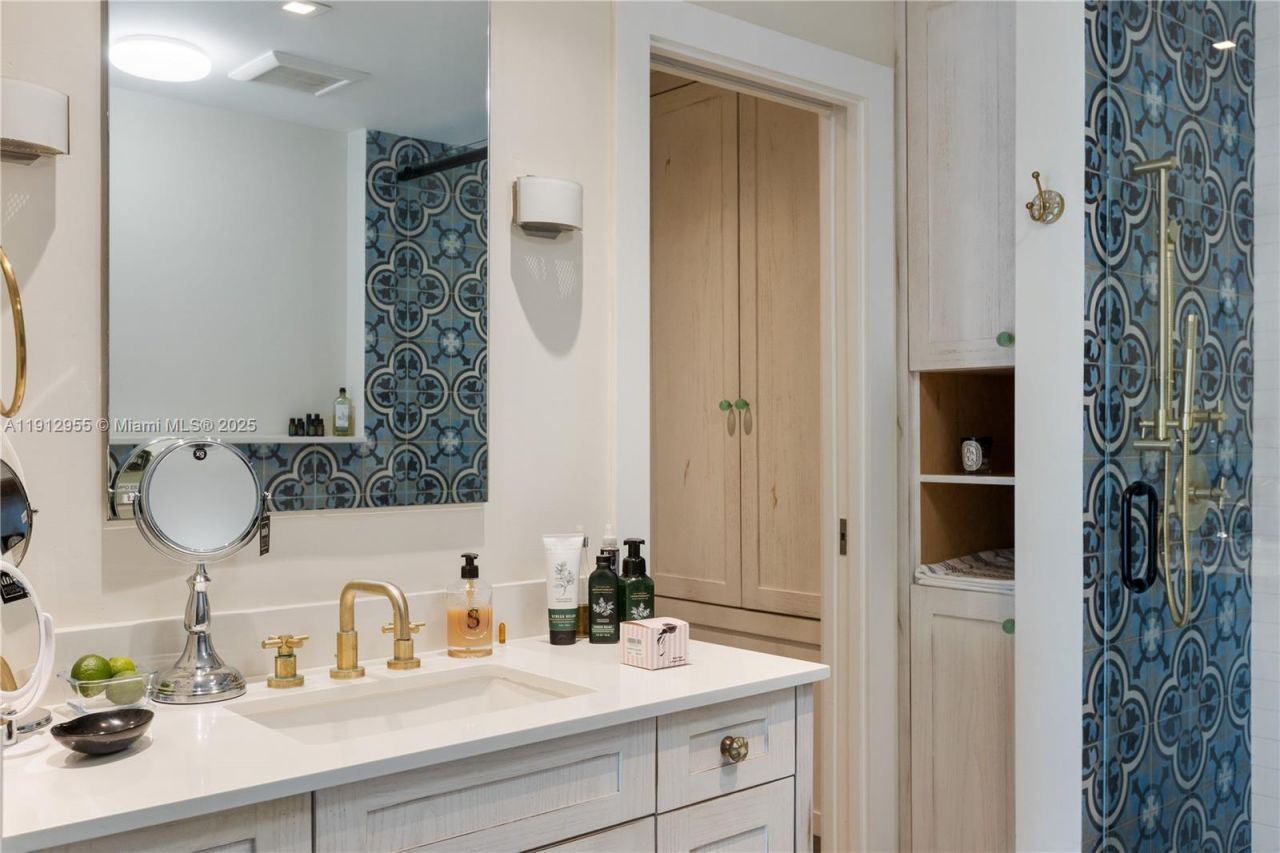 1040 Biscayne Blvd, Unit 1602, Miami, FL 33132 Photo