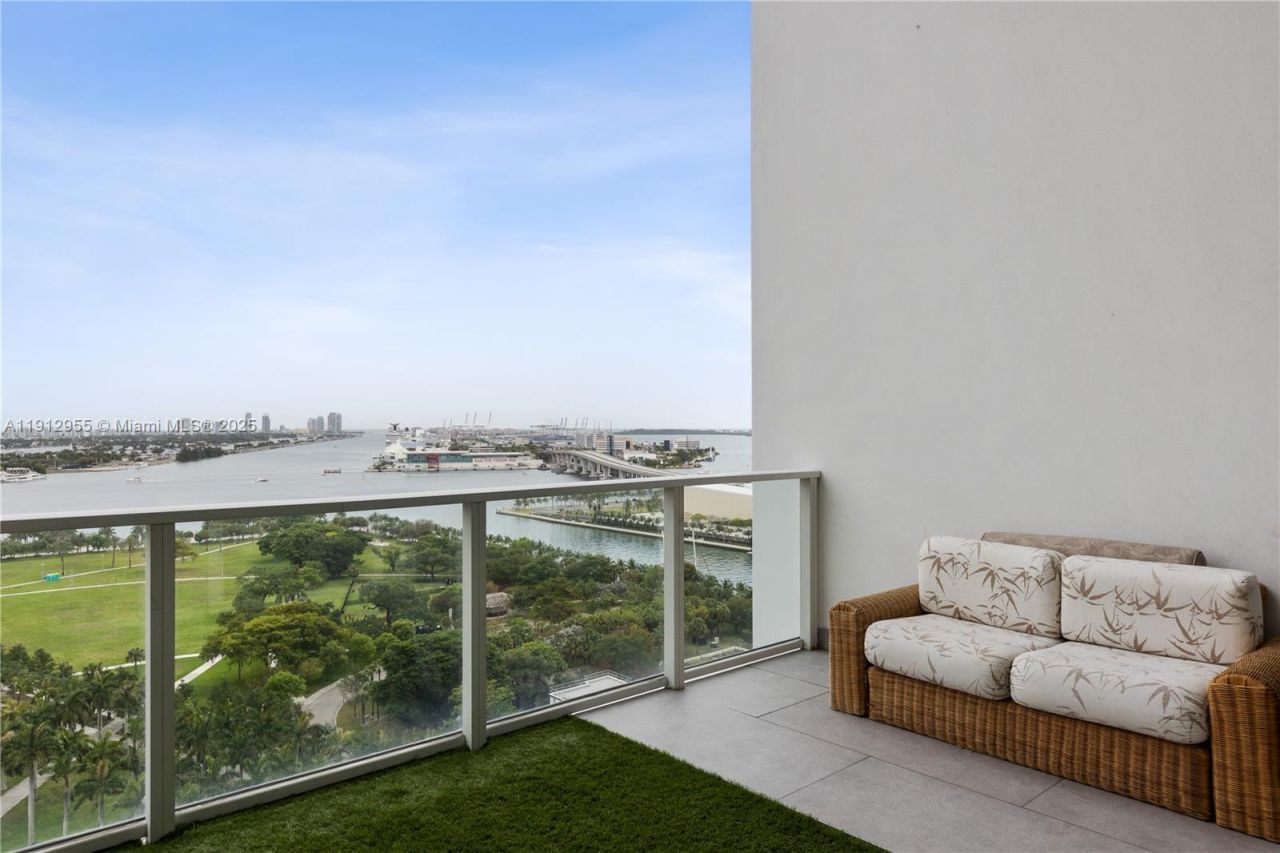 1040 Biscayne Blvd, Unit 1602, Miami, FL 33132 Photo